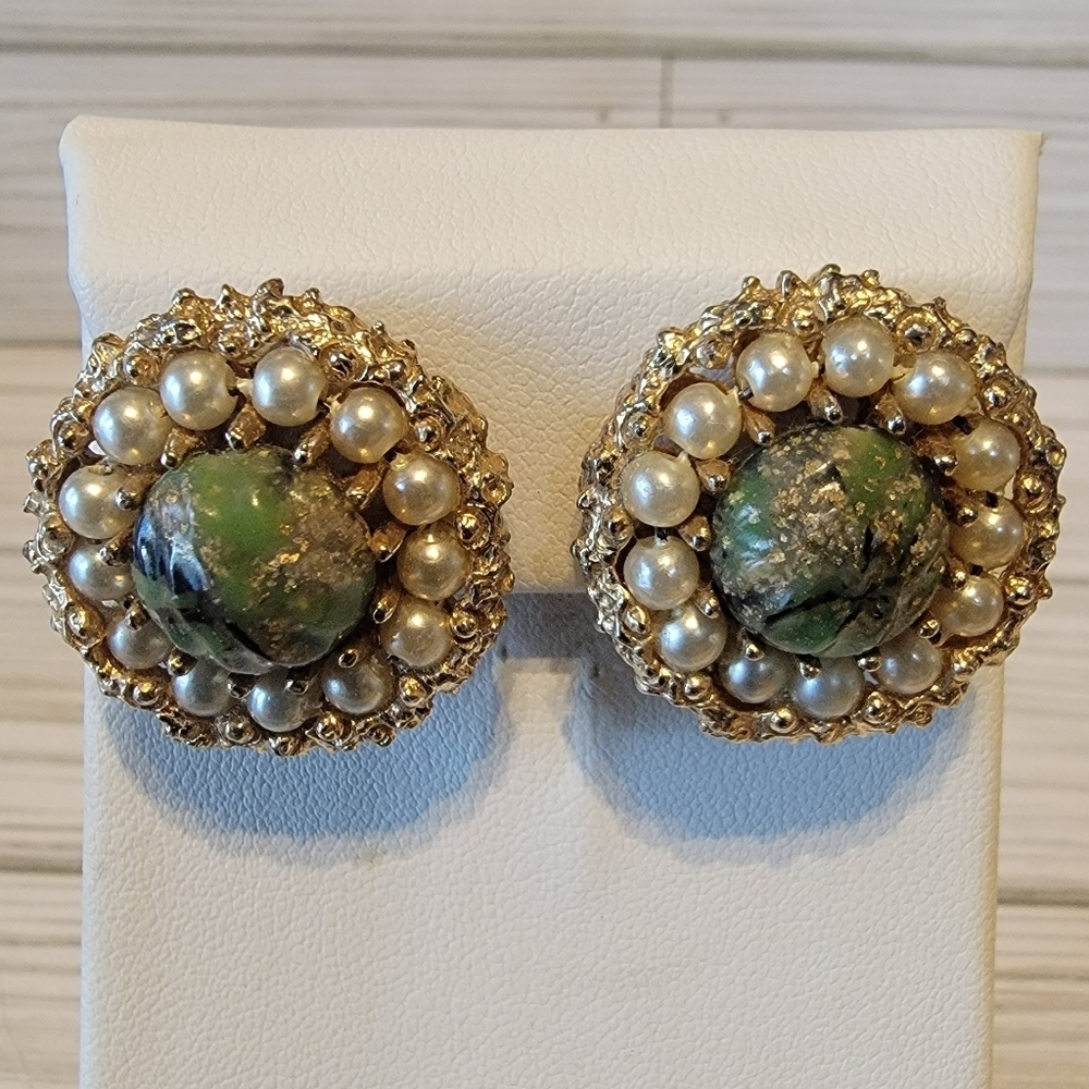 Vintage Kramer Green Cabochon Faux Pearl Gold Tone Clip On Earrings